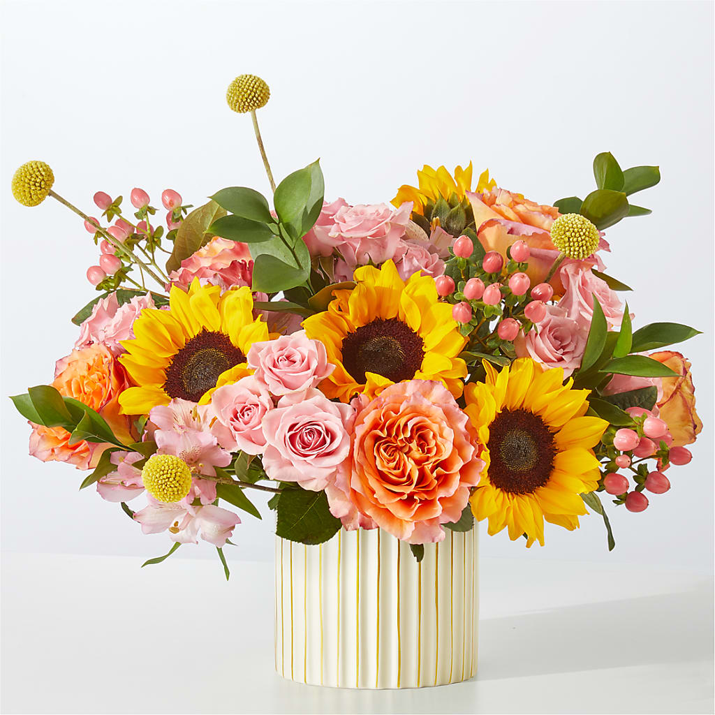 Sun's Out Bouquet – Flowers On The Vine - Parma, Parma OH