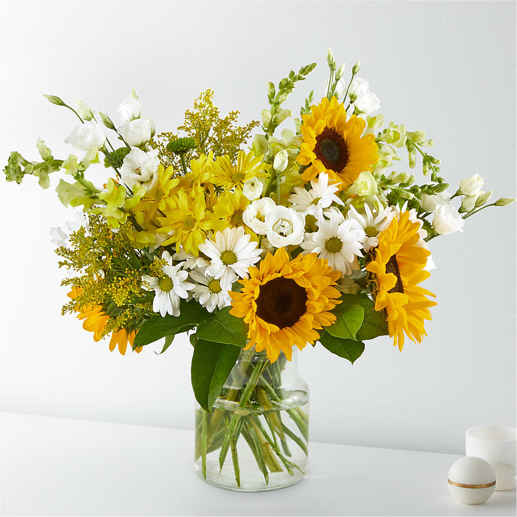 Hello Sunshine Bouquet – Flowers On The Vine - Parma, Parma OH