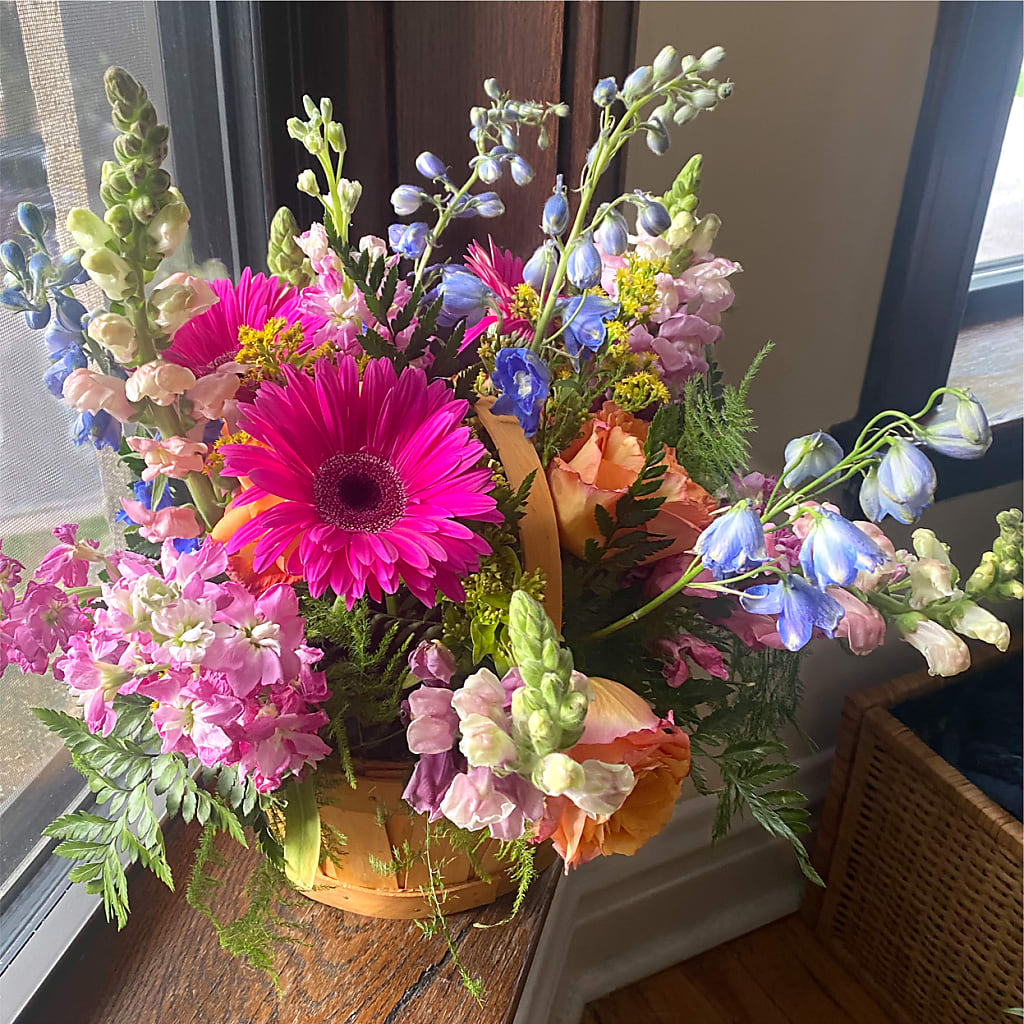 Garden of Life Basket –  Flowers On The Vine - Parma, Parma OH