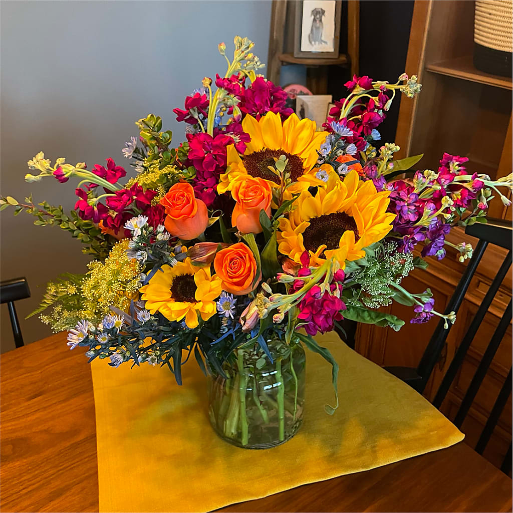 Rays of Life Bouquet –  Flowers On The Vine - Parma, Parma OH