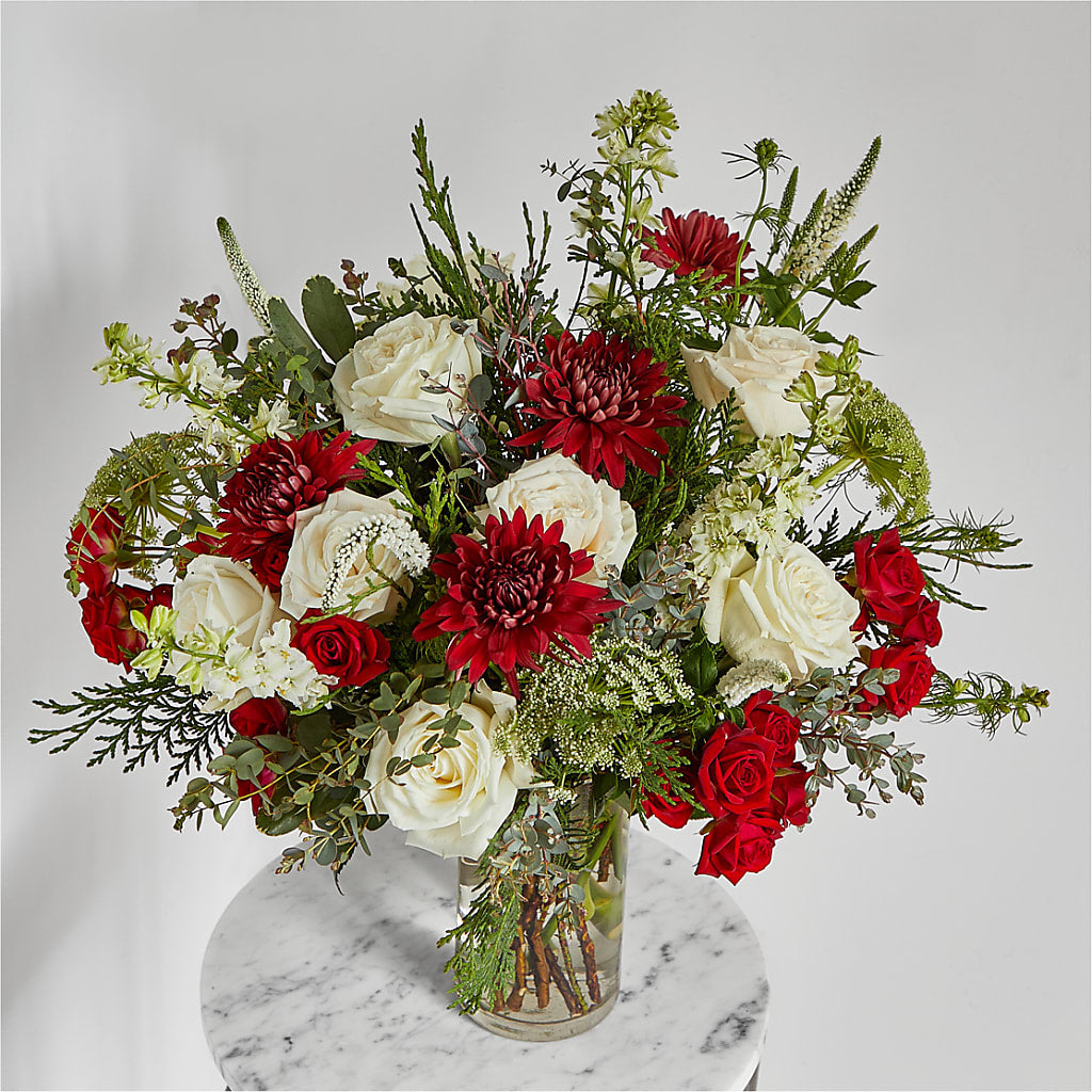 Favorite Traditions Bouquet –  Flowers On The Vine - Parma, Parma OH