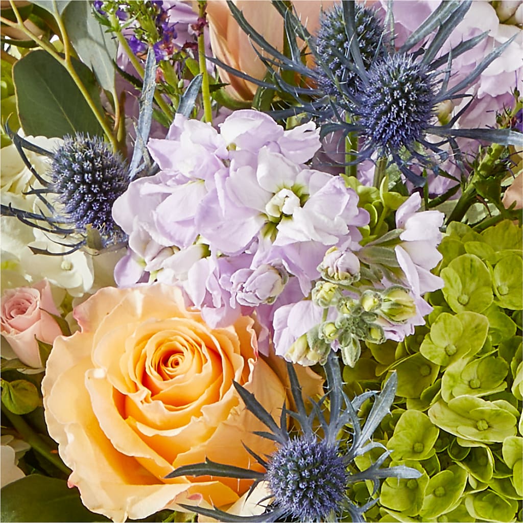 Porch Swing Bouquet –  Flowers On The Vine - Parma, Parma OH