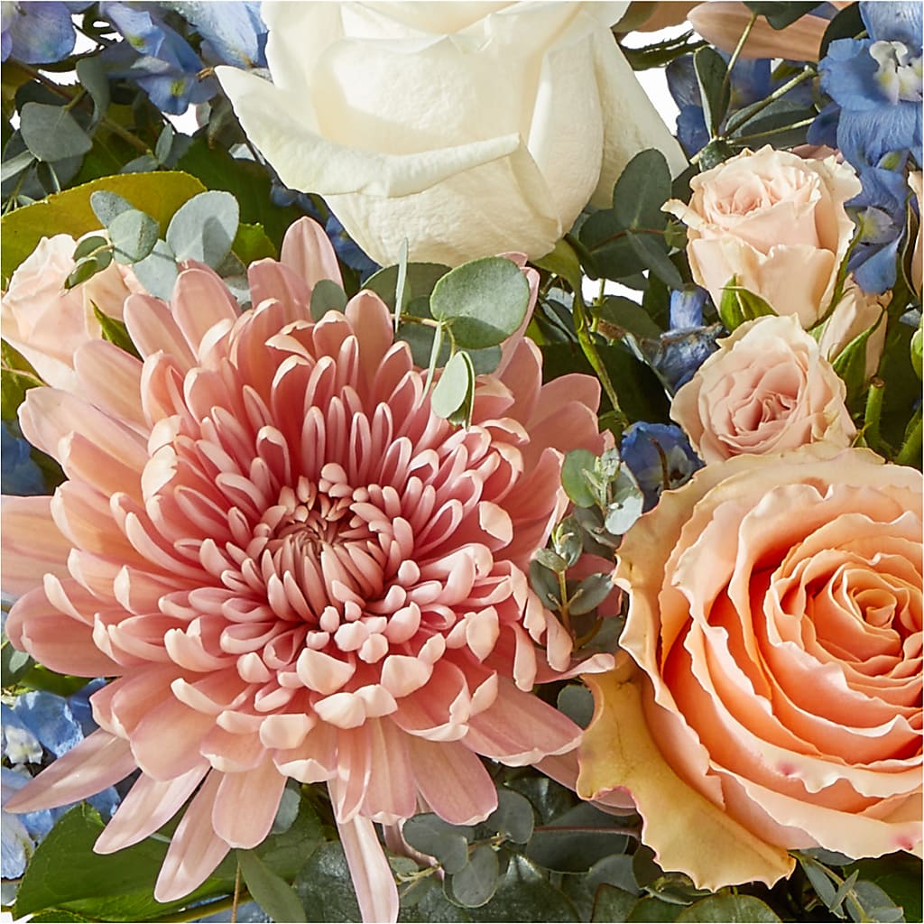 Inspired Bouquet –  Flowers On The Vine - Parma, Parma OH