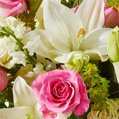 Fondly Bouquet –  Flowers On The Vine - Parma, Parma OH